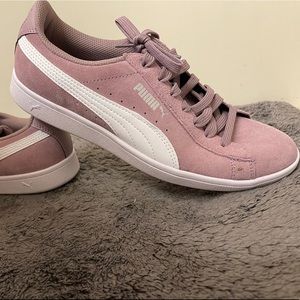 PUMA Suede Classic Sneakers